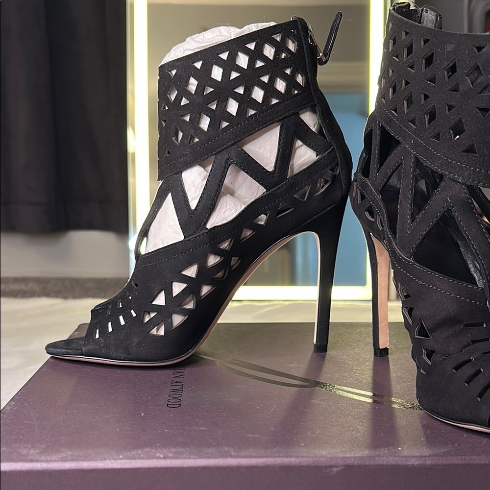 Brian Atwood Heels - Picture 8 of 8